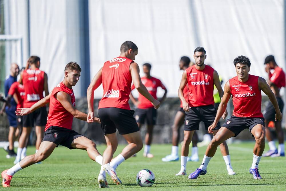 华体会入口-国际比赛日芝加哥公牛备战葡超，防线松动细节曝光，更衣室稳定，球队文化再被提及的简单介绍