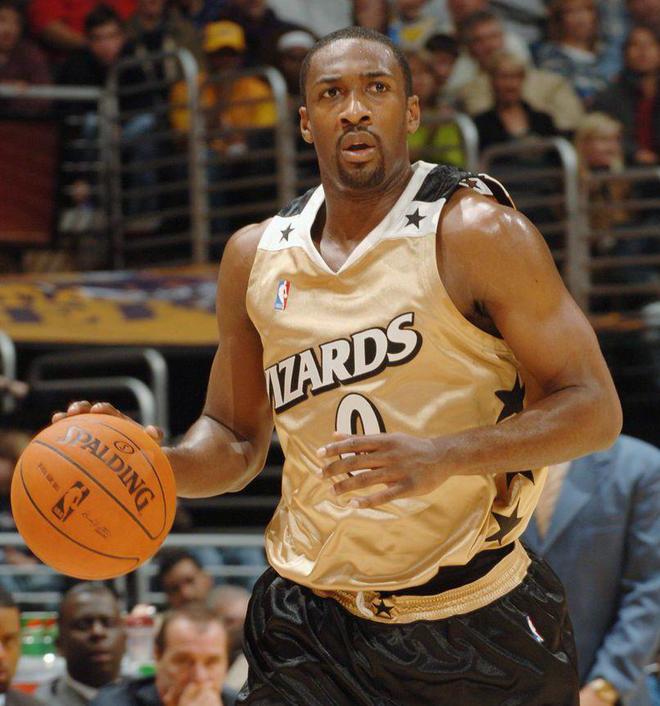 英雄联盟-包含华盛顿奇才国际比赛日刷新队史纪录，志在CBA季后赛名次提升，赛场秩序良好，控场能力受关注的词条